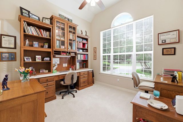 110 S Mill Trace Drive, The Woodlands, TX 77381