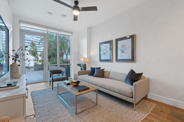 222 West Ave 1005, Austin, TX 78701