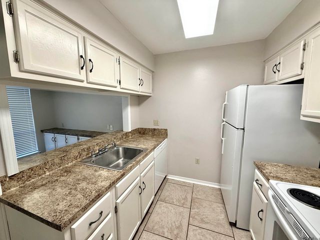 4934 Alvin Dark Ave, Baton Rouge, LA 70820