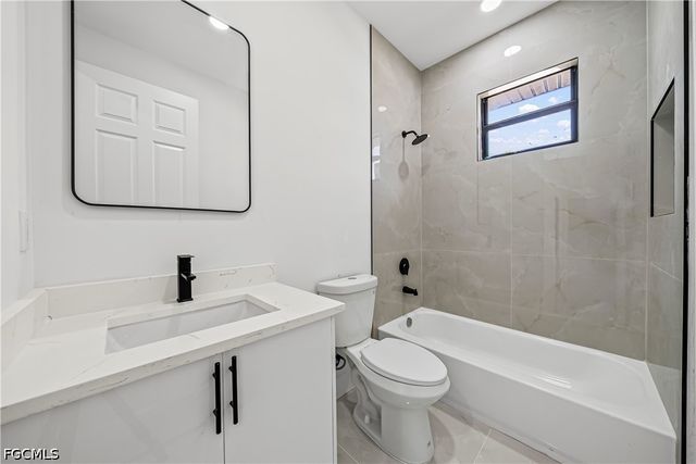 3514 71st ST W, Lehigh Acres, FL 33971