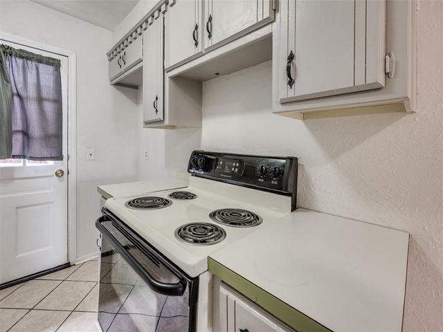 7123 NW 16th Street, Bethany, OK 73008
