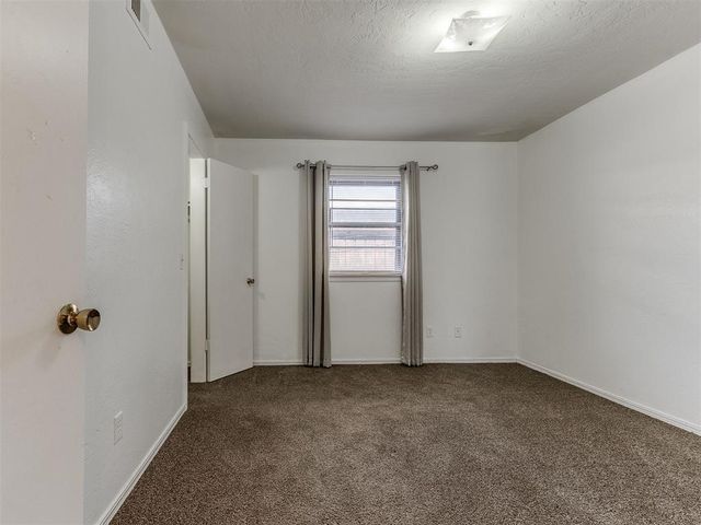 7123 NW 16th Street, Bethany, OK 73008