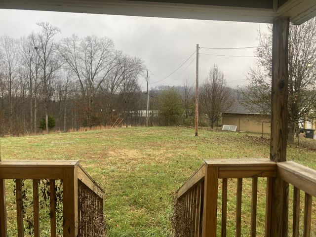 575 Simmons Cemetery Rd, Quebeck, TN 38579