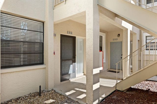 121 LINDSAY LANE 31, Oldsmar, FL 34677