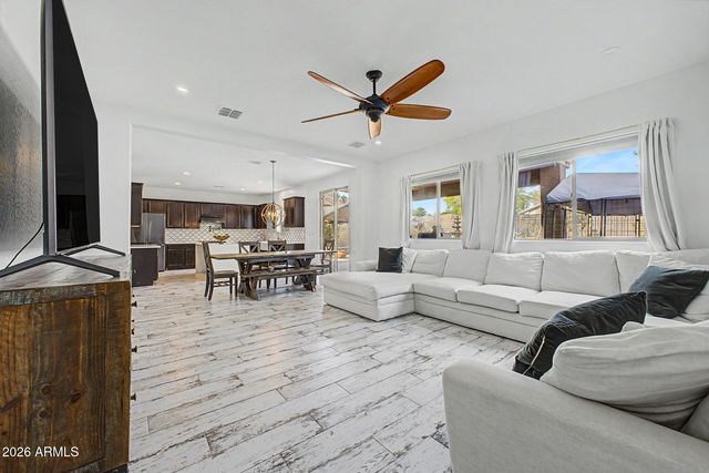 4981 S 237TH Drive, Buckeye, AZ 85326