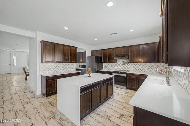 4981 S 237TH Drive, Buckeye, AZ 85326