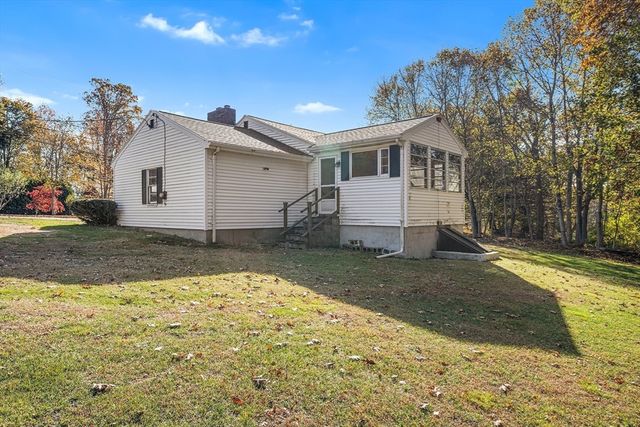 11 Lillian, Acton, MA 01720