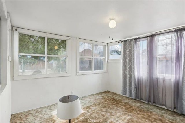 220 S State Street, Hemet, CA 92543