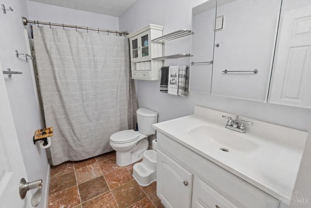 1270 Deblin Drive, Miami Twp, OH 45150
