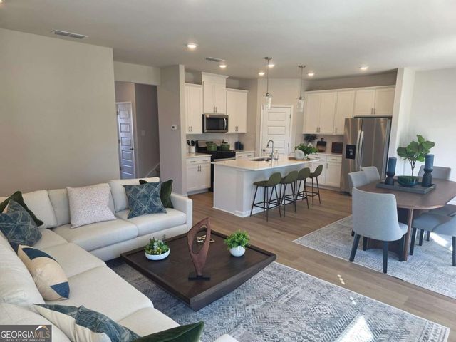 1398 High Falls Lane, Grayson, GA 30017