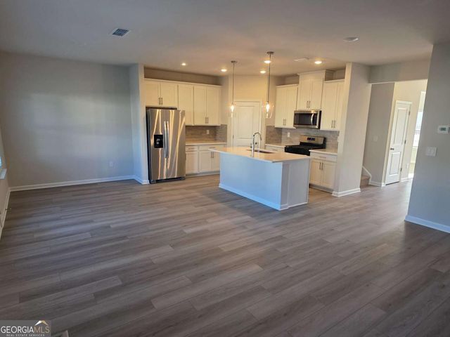 1398 High Falls Lane, Grayson, GA 30017