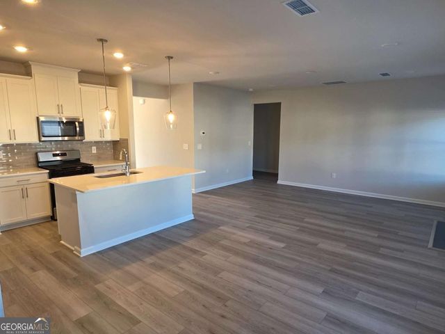 1398 High Falls Lane, Grayson, GA 30017