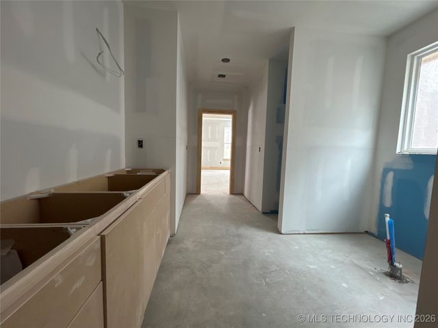 16705 E 41st Place S, Tulsa, OK 74134