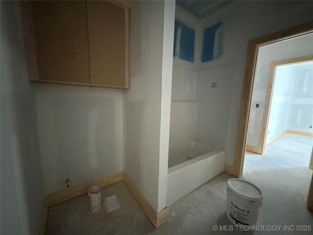 16705 E 41st Place S, Tulsa, OK 74134