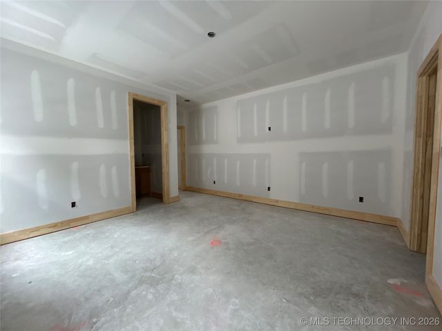 16705 E 41st Place S, Tulsa, OK 74134