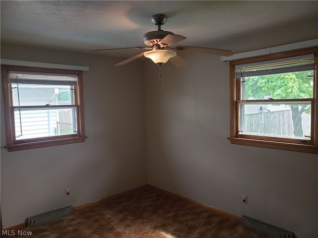 3105 Washington Avenue, Lorain, OH 44052