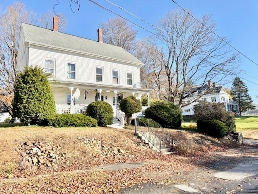 38 Mount Pleasant St, North Brookfield, MA 01535