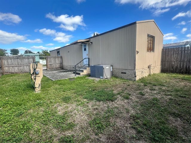 11886 Watergate Circle H, Boca Raton, FL 33428