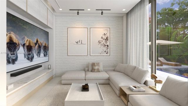 7605 SW 134th St, Pinecrest, FL 33156