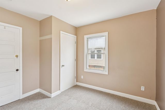 3425 SW 13th Street, Des Moines, IA 50315