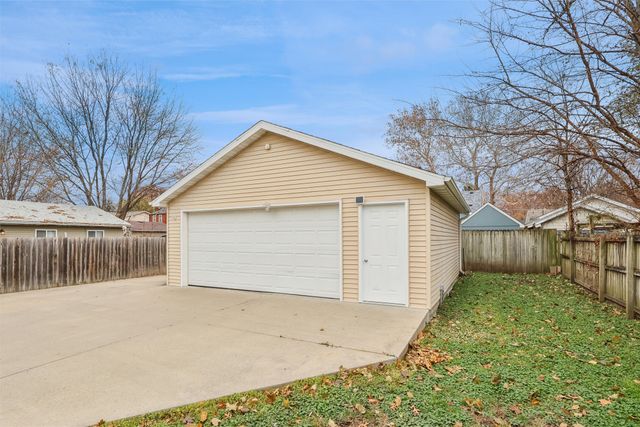 3425 SW 13th Street, Des Moines, IA 50315