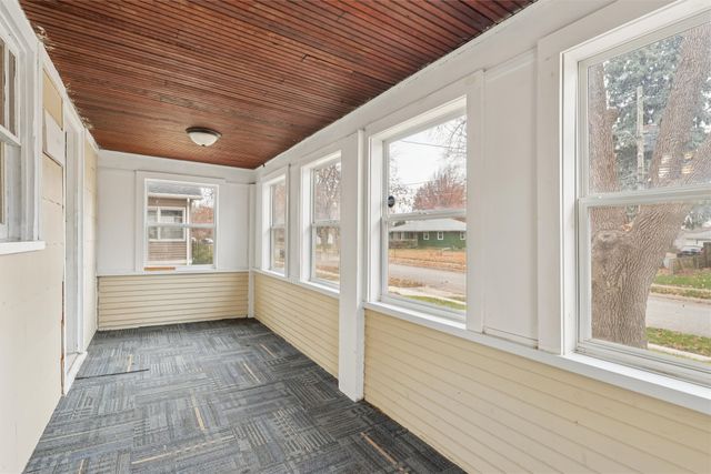 3425 SW 13th Street, Des Moines, IA 50315