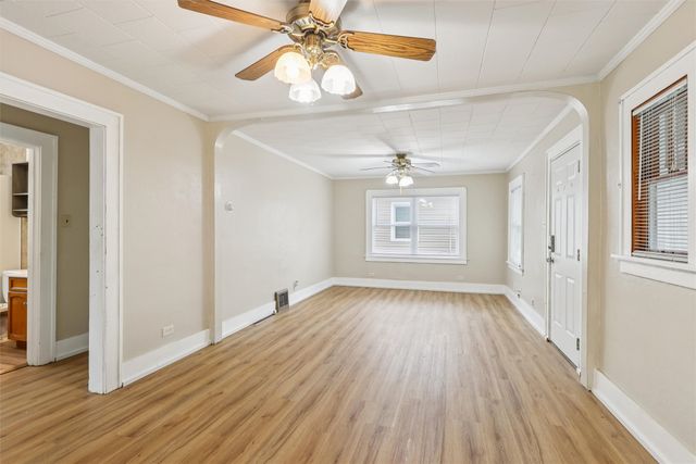 3425 SW 13th Street, Des Moines, IA 50315