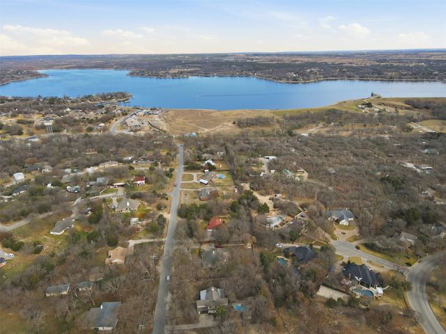 3806 Lakeshore Drive, Weatherford, TX 76087