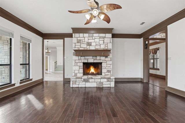 3806 Lakeshore Drive, Weatherford, TX 76087