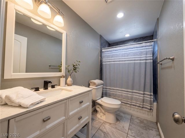 2116 La Harve Drive, Las Vegas, NV 89106
