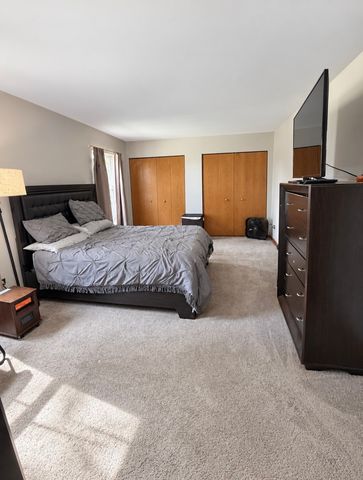 1216 Laurakriss Court, Plainfield, IL 60586