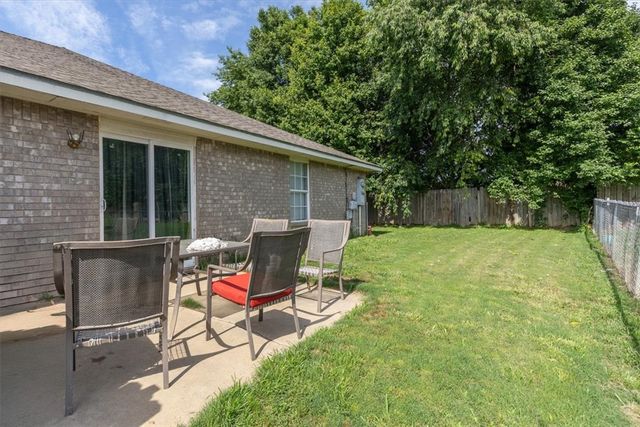 3194 Braxton Avenue, Springdale, AR 72764