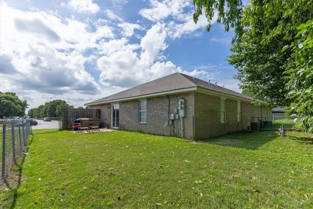 3194 Braxton Avenue, Springdale, AR 72764