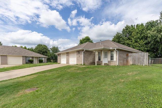 3194 Braxton Avenue, Springdale, AR 72764