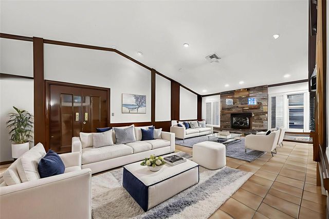 1711 SW 30th Place, Fort Lauderdale, FL 33315