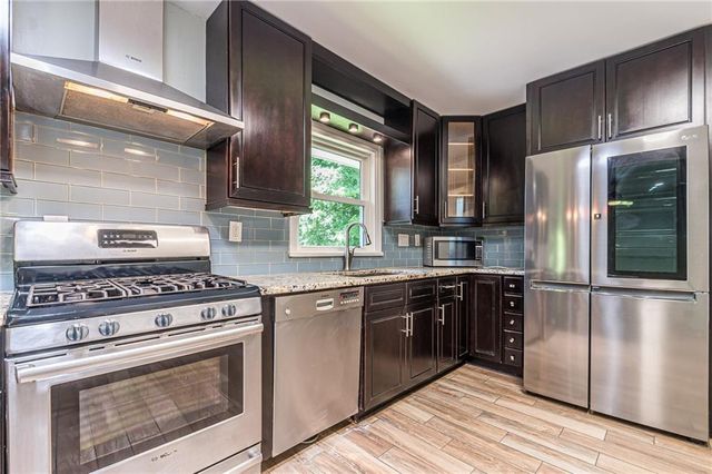 1574 Old Spring House Lane, Atlanta, GA 30338