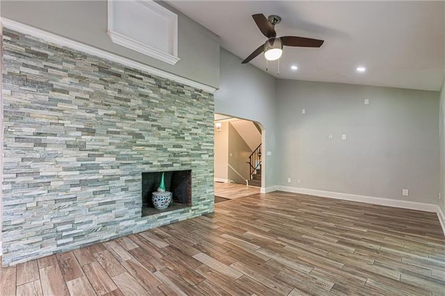 1574 Old Spring House Lane, Atlanta, GA 30338