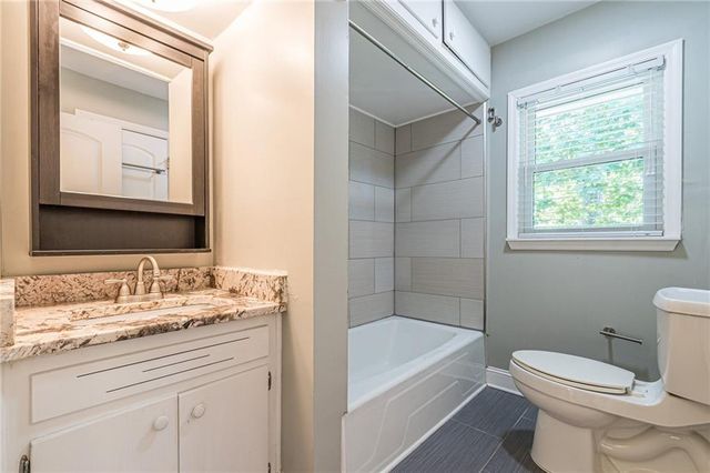 1574 Old Spring House Lane, Atlanta, GA 30338