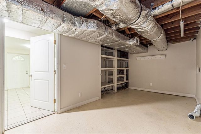 1574 Old Spring House Lane, Atlanta, GA 30338