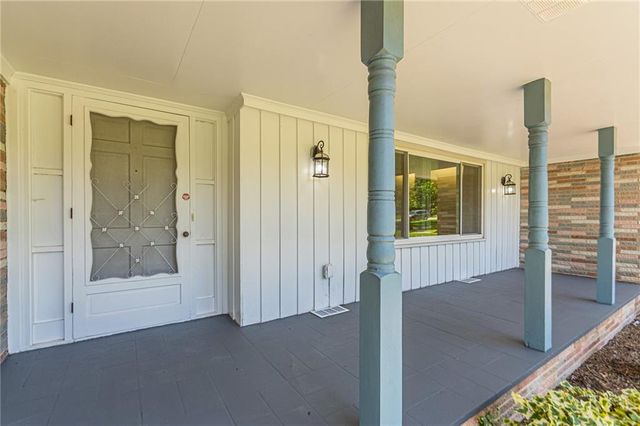 1574 Old Spring House Lane, Atlanta, GA 30338