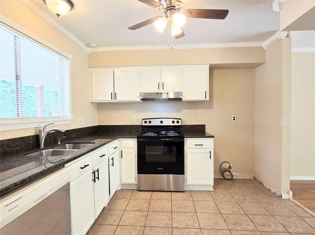 2602 N Red Cedar Circle, The Woodlands, TX 77380