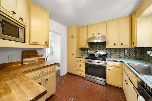 2 Emerald Bay, Laguna Beach, CA 92651