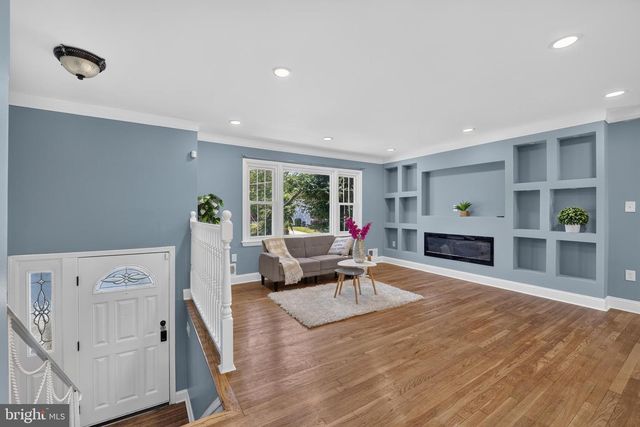 4203 JOHN ST, Suitland, MD 20746