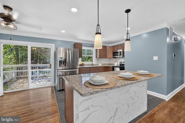 4203 JOHN ST, Suitland, MD 20746