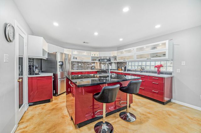 25814 Water Ridge Drive, Houston, TX 77336