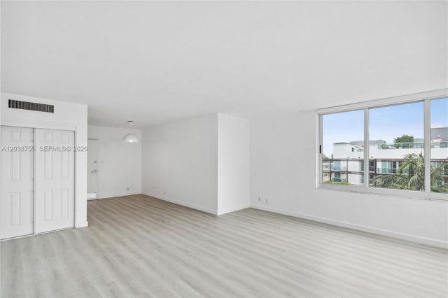 1200 W Ave 515 515, Miami Beach, FL 33139