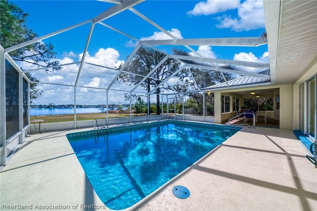 3288 Popinjay Avenue, Lake Placid, FL 33852