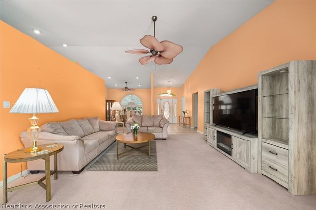 3288 Popinjay Avenue, Lake Placid, FL 33852