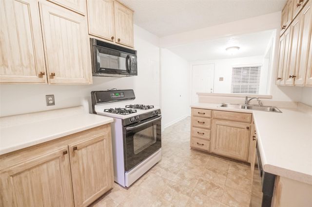 3908 Dexter Avenue, Fort Worth, TX 76107