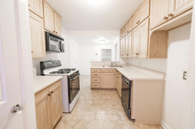 3908 Dexter Avenue, Fort Worth, TX 76107